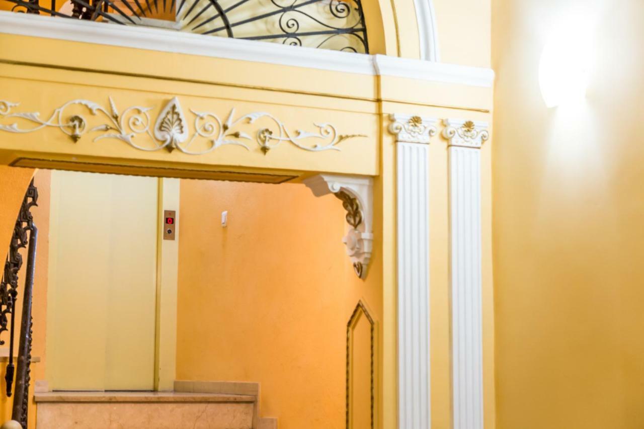 バレンシアLa Casa Chica Del Carmenアパートメント エクステリア 写真